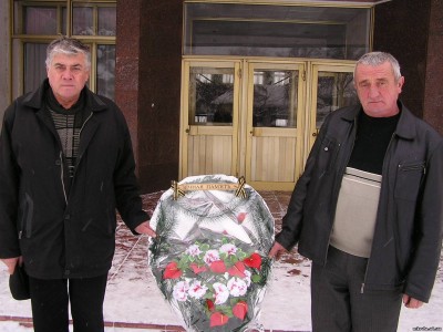 До пам’ятника загиблих учасників ліквідації наслідків аварії на ЧАЕС  покладено корзини квітів