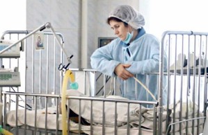 Дворічна дитина втратила руку через недбалість лікаря і медсестер