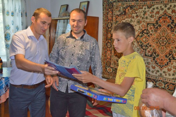 Не будь байдужим - подаруй дитині свято
