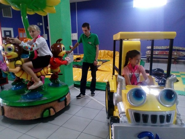 Подорож у дитячий світ